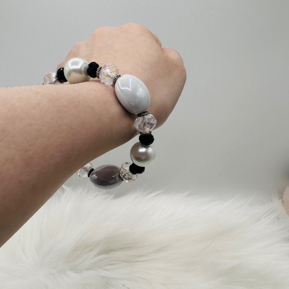 Colorful Beaded Glass Fashion Statement Stackable Bracelet Style 4 - Picture 4 of 6